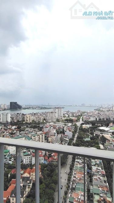 BÁN CĂN HỘ CHUNG CƯ KOSMO TÂY HỒ – 170M², TẦNG 31 – 21 TỶ - CĂN GÓC HOA HẬU – TẦNG CAO - 5