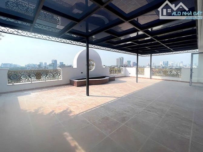 BÁN GẤP TÒA NHÀ VĂN PHÒNG VIP HAI BÀ TRƯNG - 398 M2- MT -12 M -8 T - 2 T MÁY - 2 T HẦM - 5