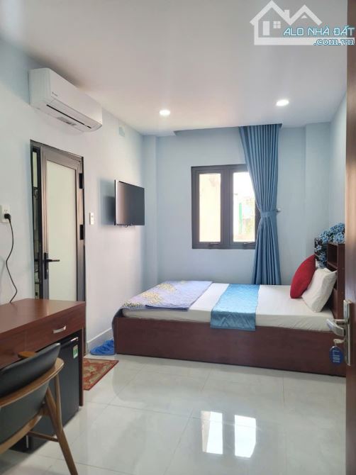 Bán Căn Hộ Dịch Vụ Mặt Tiền Quận 3 - Phía Sau Là Hẻm - Có Thang Máy - 140m² x 5 Tầng - 5