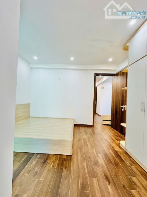 SIÊU HIẾM CHUNG CƯ B9 NGUYỄN CẢNH DỊ 62M T6 3,98 TỶ FULL NỘI THẤT LÔ GÓC SÁNG THOÁNG - 5