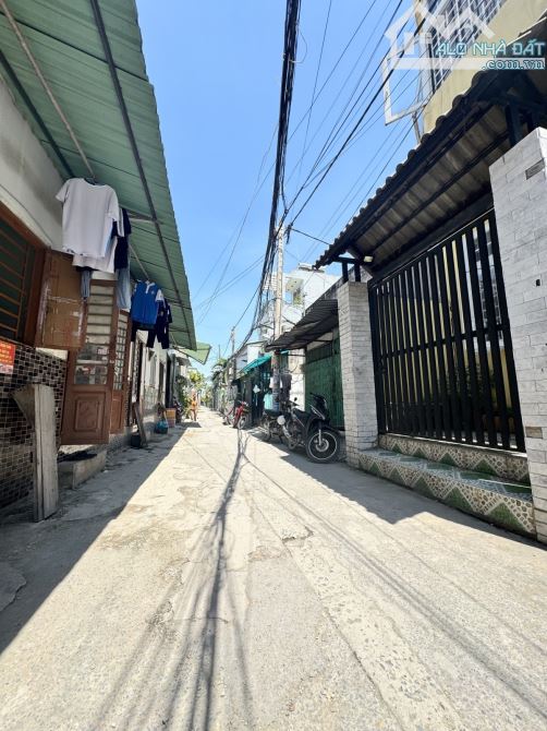 TP.Thủ Đức - 58m2 - 2 Tầng - Mặt tiền gần Chợ - Hoàn công - SHR - 5