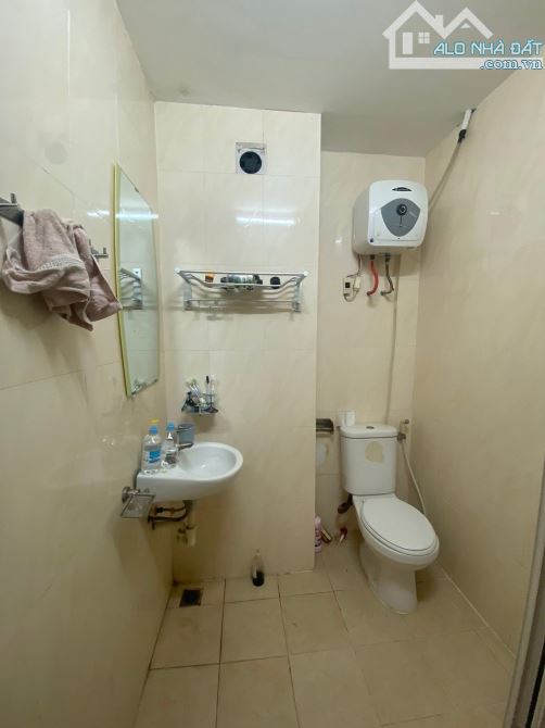 Tài chính 4 tỷ, căn hộ toà CT9 Định Công, ban công hướng Nam, 2 ngủ, sổ đỏ chính chủ - 5
