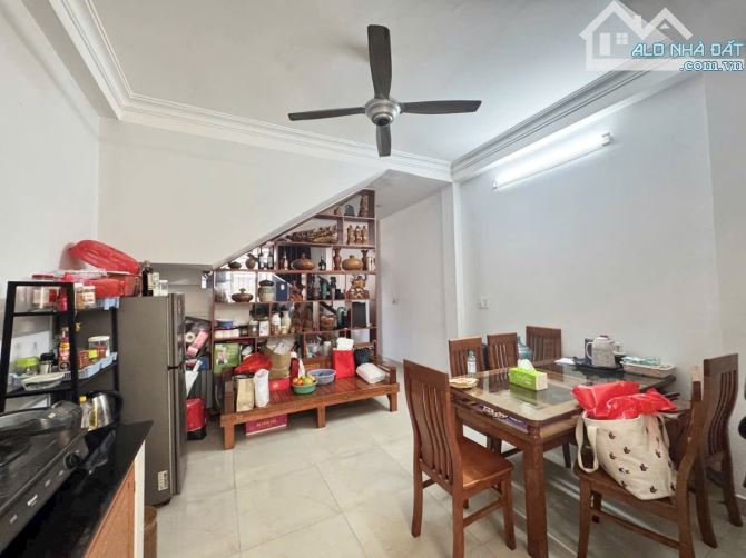 Bán nhà đẹp 2 tầng gần chợ hiệp bình,thủ Đức, 60m2 giá chỉ 5,8 tỷ, sổ Hồng riêng - 5