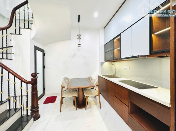 🔥LÔ GÓC  5 TẦNG TRƯƠNG ĐỊNH-VIEW BỜ SÔNG SÉT-NỘI THẤT ĐẲNG CẤP-45M2-MT QUYỀN LỰC 4.7M-9.Ỉ - 5