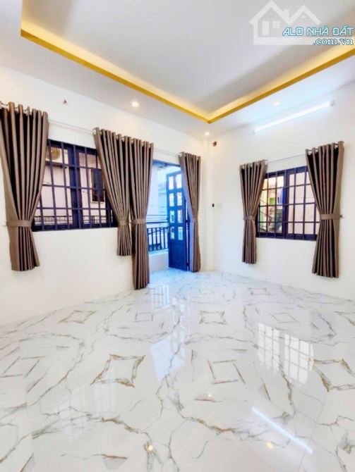 Nhà góc 2 MT Q6 – 34m2, 4 tầng, SHR – Cho thuê 10tr/tháng, chỉ 4.95 tỷ - 6