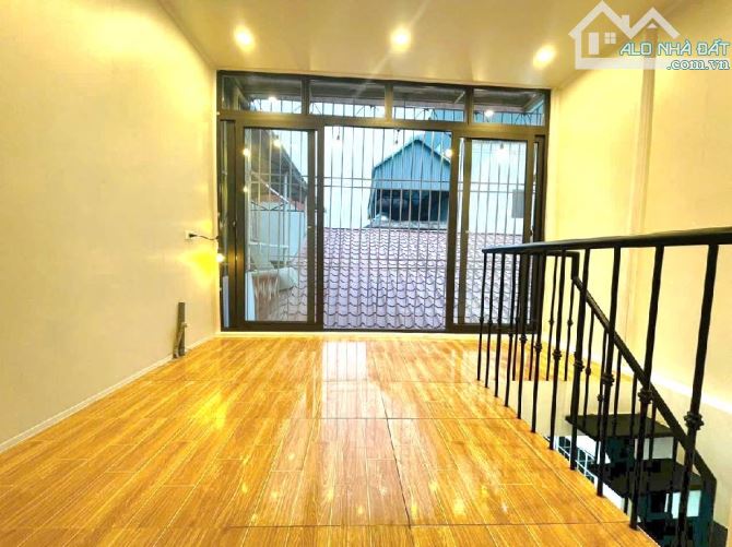 BÁN NHÀ PHỐ KIM NGƯU 15M2, CỰC HIẾM- SỔ RIÊNG HOA HẬU -  KHU TRUNG TÂM - 3 NGHỦ - LÔ GÓC - - 6