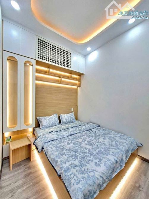 Bán nhà Full nội thất hẻm xe hơi Huỳnh Tấn Phát, Nhà bè, Dt 3,2x14m, 3 lầu. Giá 2,55 tỷ - 6