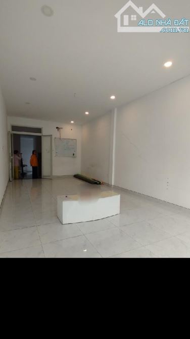VIP Mặt tiền quận 3 - Nguyễn Đình Chiểu - 115m2 - ngang 4m - giá 11 tỷ - 6