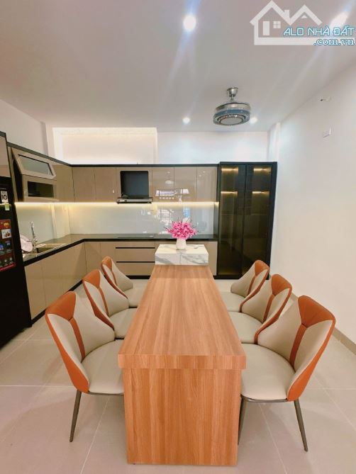 🏡 SIÊU PHẨM 3 TẦNG MẶT TIỀN HÀN MẶC TỬ _ NHỈNH 6 TỶ _ FULL NỘI THẤT - 6