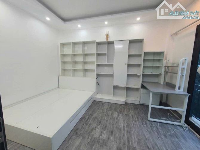 NHÀ  LÔ GÓC 2 THOÁNG -TỔ 1  YÊN NGHĨA HÀ ĐÔNG - DT 36M 4 TẦNG 5 PHÒNG GIÁ ĐẦU TƯ - 6