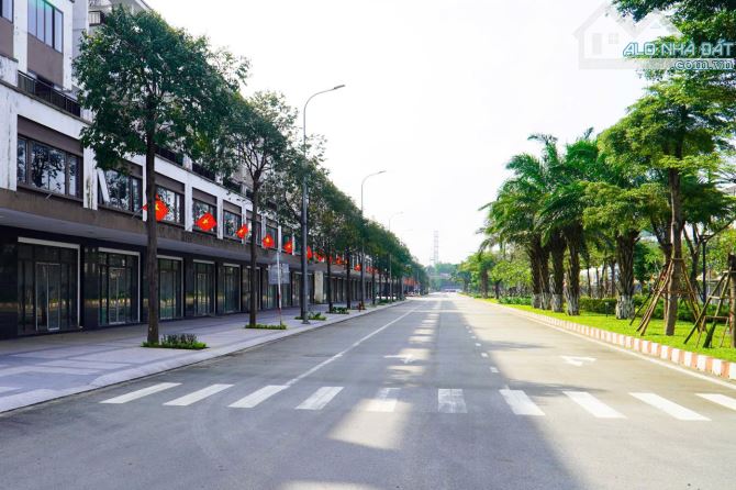 Cần bán Shophouse 5 tầng KĐT Phú Mỹ, trục chính 50 mét, 493m2 sàn, giá tốt 4.3 tỷ bớt ít - 6