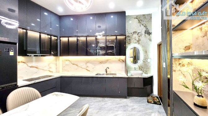 🏡 CẦN BÁN NHÀ 3 TẦNG MỚI ĐẸP – FULL NỘI THẤT - TRUNG TÂM HẢI CHÂU GẦN CẦU RỒNG GIÁ 4, XT - 6