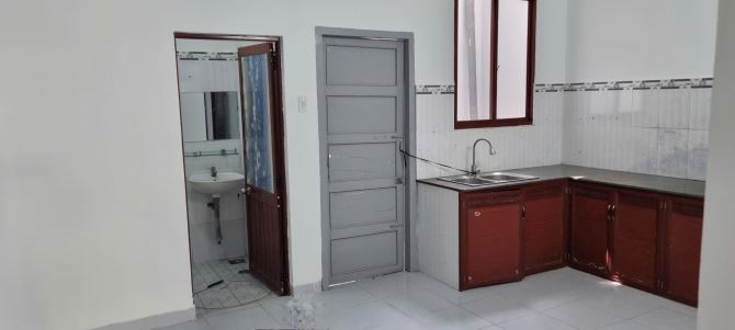 Cần bán 2 căn nhà cấp 4 mê lững trên 1 thửa đất. Khu tdc A.Thủy Tú dt 150m ngang 10m đẹp - 6