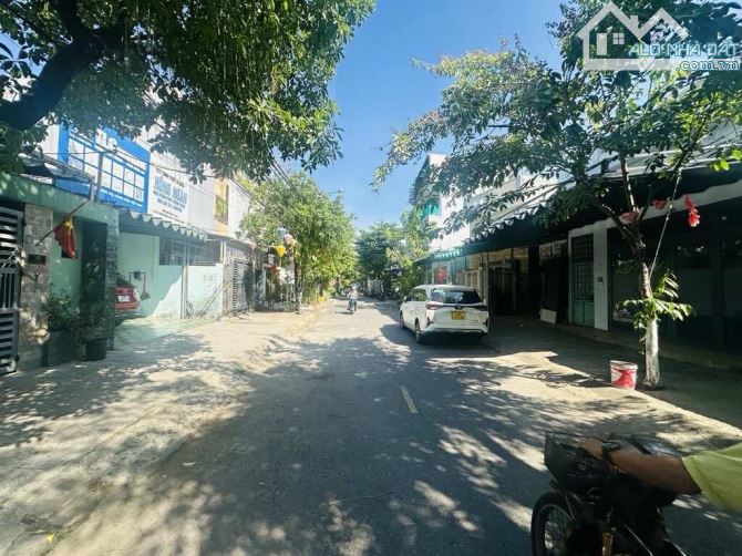 Nhà mặt tiền đẹp, an ninh cao gần khu bộ đội sống - 6