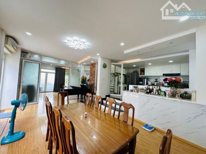 Bán Villa Hoàng Hoa Thám 160m2 Ngay Phan Đăng Lưu-Phan Xích Long chỉ 22,5 tỷ - 6