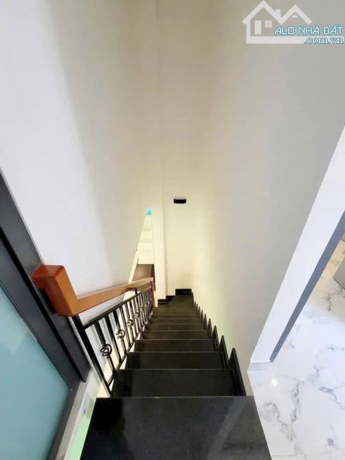 BÁN NHÀ LÊ QUANG ĐỊNH,2 TẦNG, 50M2, GIÁ 5,1 TỶ - 5