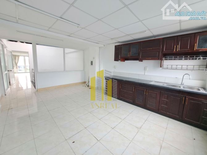 NHÀ 3 LẦU 8 PHÒNG GẦN CAO ĐỨC LÂN - GIÁ 30 TRIỆU - 6