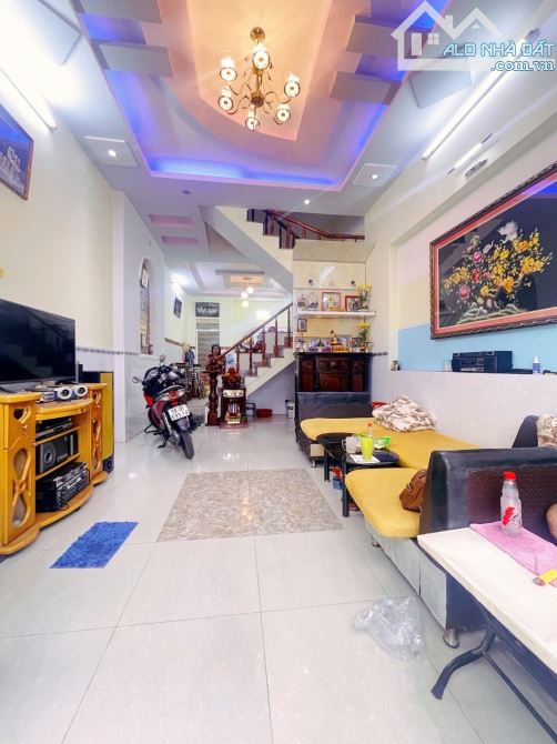 CỰC HIẾM NGAY LÊ VĂN QUỚI🏠 4 TẦNG 6PN (4x15 60m2) HẺM 5M, KD CHDV CHO THUÊ 🔥NHỈNH 6 TỶ💥 - 6