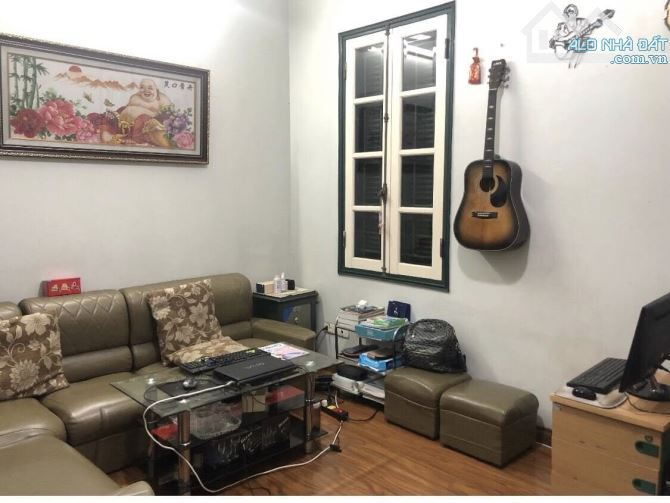 💥LONG TRỜI LỞ ĐẤT: Cát Linh 23m2, 5T, sát phố, mặt ngõ KD, MT bề thế 4.8m, ngõ rộng - 6