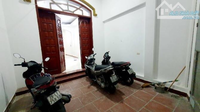 BÁN NHÀ TRANG TÂM QUẬN HOÀNG MAI 68M2 GIÁ CHÀO 11,8 TỶ, KINH DOANH-CHỦ CẦN BÁN GẤP - 6