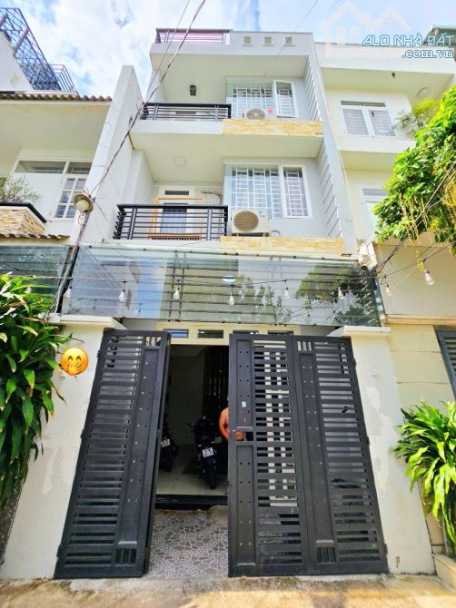 NHÀ 3 TẦNG 56M2 - NGANG 4.4M HOÀN CÔNG ĐỦ - ĐƯỜNG Ô TÔ GẦN NGUYỄN DUY TRINH - CHỈ 7.4 TỶ - 6