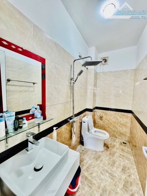 Ngũ Nhạc – Nhà 5 tầng đẹp, ngõ nông rộng, tặng full nội thất, sổ đỏ vuông vắn - 7