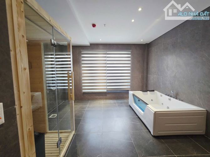 BÁN NHÀ Ngõ 389 Hoàng Quốc Việt, Cầu Giấy Ô tô vào nhà DT 65m 7 Tầng, MT 4.5m 🧧Gia  31.8 - 7