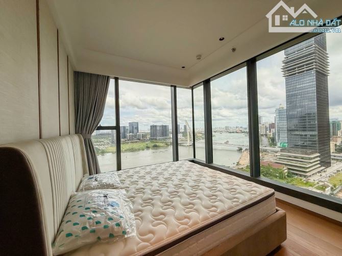 [Giỏ Hàng Ngoại Giao] 7 CĂN PHIÊN BẢN GIỚI HẠN DÀNH CHO GIỚI SIÊU GIÀU - 7