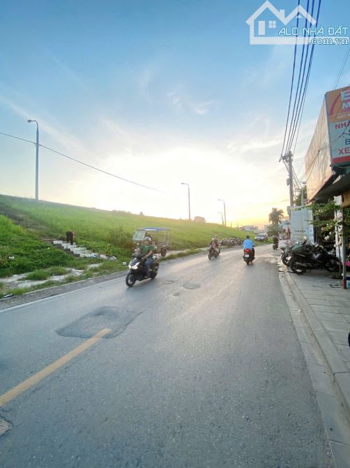 Nhà đẹp ở ngay tại Bồ Đề, Lâm Du, DT 75M2, 8 Tầng, MT 8.2M, Thang máy, Gara 3 ô tô, FUl - 7