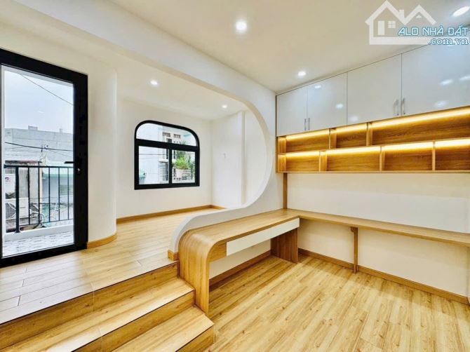 Gò Vấp - 52m2 - 4 Tầng - 6.xx tỷ - Hẻm Ôtô - Hoàn công - SHR - 7