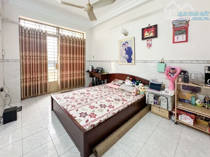MẶT TIỀN GIÁ RẺ  - NGỘP💥GIẢM SỐC CÒN 14.X TỶ CẦN BÁN GẤP!! GẦN 80M² 4 TẦNG - 7