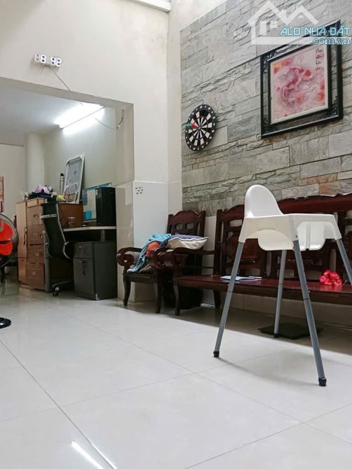 Bán nhà mặt tiền Trần Bá Giao 111m2 nở hậu 6.3m view góc tương lai tiện xây mới 8.99 tỷ. - 7