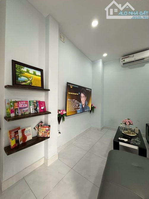 Nhà Mặt Tiền Trước Đỗ Thị Lời, Mặt Sau Hẻm CMT 8 5M Q.3 DT 70M2 5 Tầng Thang Máy - 7