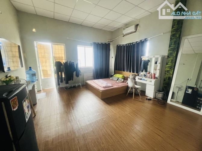 Bán nhà mặt tiền Phú Nhuận - ngang 4.8m - 3 tầng - kinh doanh tấp nập - 7