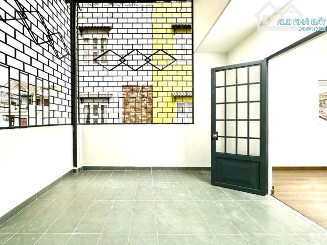 🏡💥VIP NGUYỄN VĂN TRỖI💥PHÚ NHUẬN💥HẺM XE HƠI💥4 TẦNG BTCT💥NGANG 4,3M💥60M2💥CHỈ 12,X TỶ - 7