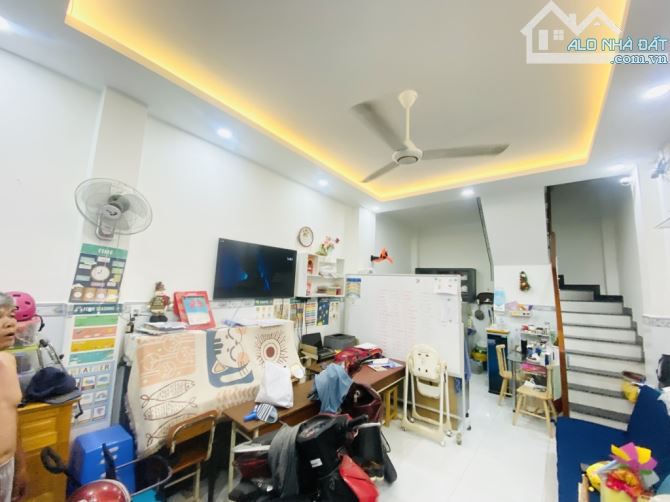 Bán nhà 3 tầng 3 phòng đường Nguyễn Văn Công Phường 3 Gò Vấp gần mặt tiền không LG - 8