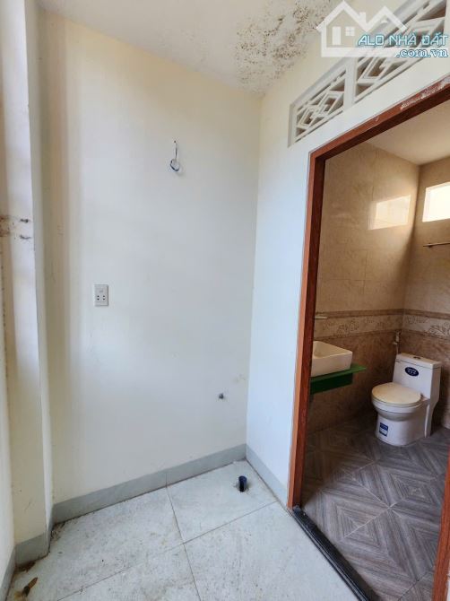 3,7Tỷ TL🔥Bán nhà 81m2_ 1 Trệt 1 Lầu KDC Hoàng Long, P.An Phú, Tp Thuận An - 8