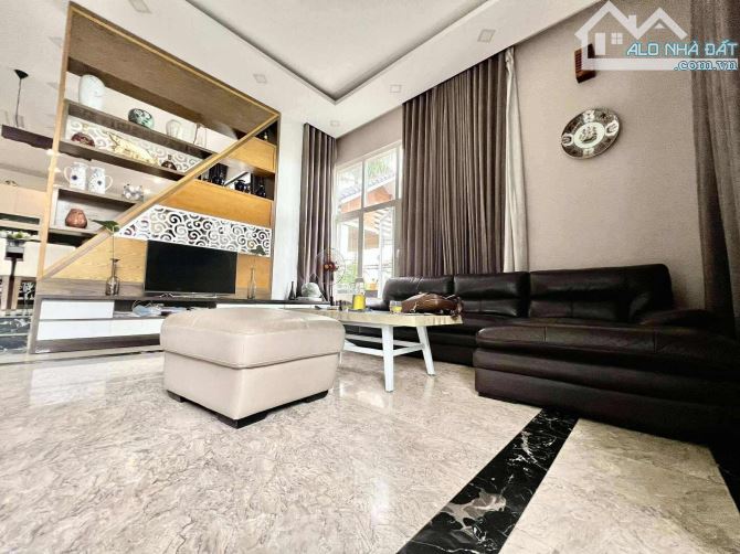 GIẢM SÂU 8 TỶ - BIẾT THỰ CHÂU ÂU - KIẾN TRÚC KIỂU MỸ- THẠNH XUÂN Q12 - 4
