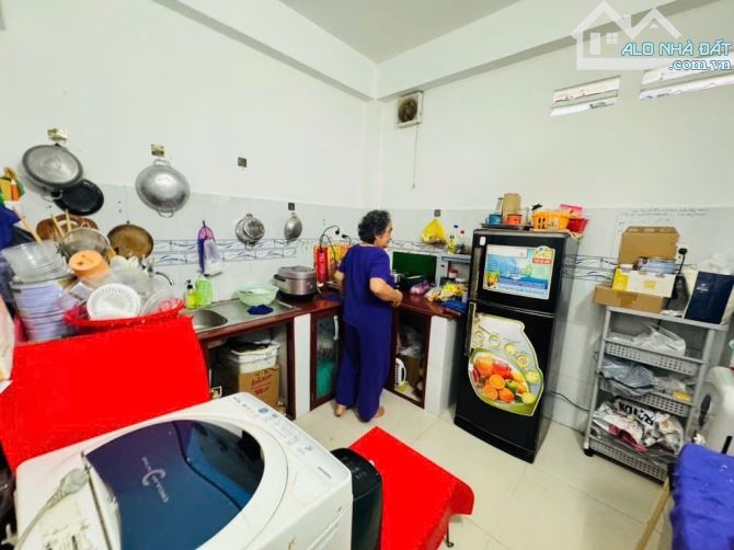 DƯƠNG BÁ TRẠC QUẬN 8 - HẺM 4M 48M2 (4x12) SỔ ĐẸP, CÁCH MT 20M. - 8