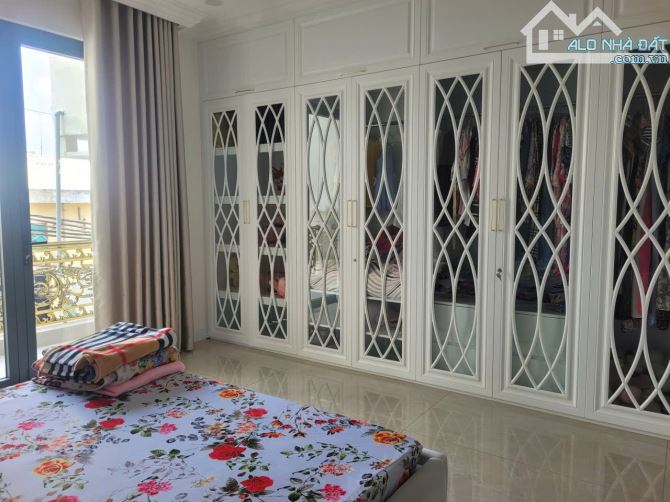 Nha bán Bình Tân. Biệt Thự Mới Xây, MT Lê Văn Quới giáp Tên Lửa. 4,5×20m×4tâng. nhỉnh 12ty - 6