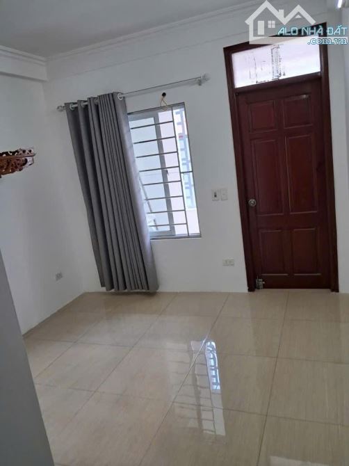 BÁN NHÀ LÔ GÓC LÊ QUANG ĐẠO – NAM TỪ LIÊM – 30m2 giá 6.65 TỶ - 8