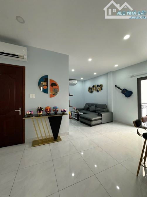 Nhà Mặt Tiền Trước Đỗ Thị Lời, Mặt Sau Hẻm CMT 8 5M Q.3 DT 70M2 5 Tầng Thang Máy - 8