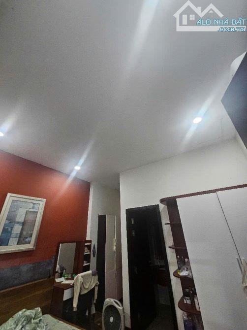 Bán nhà 2 tầng, Hoàng Trọng Mậu, Quận 7. Ngang 8m, ô tô , Nhỉnh 14 tỷ - 8