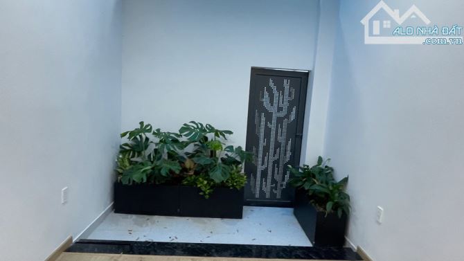🏡 NHÀ MỚI 3 TẦNG HIỆN ĐẠI – FULL NỘI THẤT CAO CẤP – CẠNH LÔ GÓC NGUYỄN KHÁNH TOÀN - 8