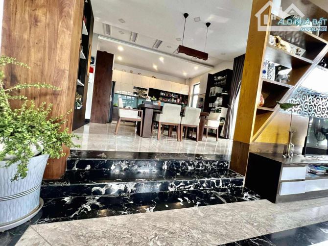 GIẢM SÂU 8 TỶ - BIẾT THỰ CHÂU ÂU - KIẾN TRÚC KIỂU MỸ- THẠNH XUÂN Q12 - 5