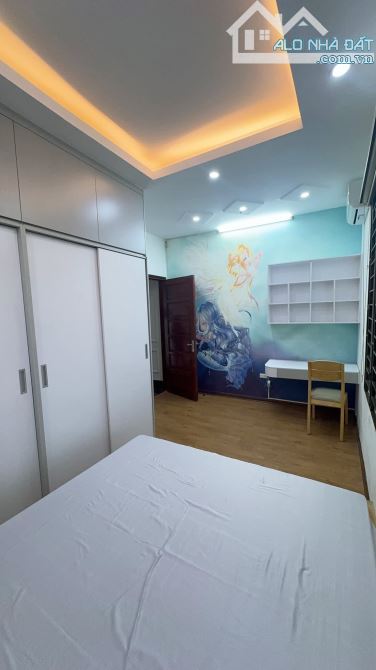 Sốt bán, Nhà đẹp ngõ 63 Trần Quốc Vượng, full nội thất gần oto, 45m2 sổ. Giá 10.5 tỷ - 9