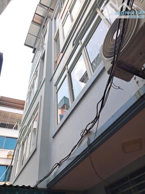 BÁN NHÀ LÔ GÓC LÊ QUANG ĐẠO – NAM TỪ LIÊM – 30m2 giá 6.65 TỶ - 9