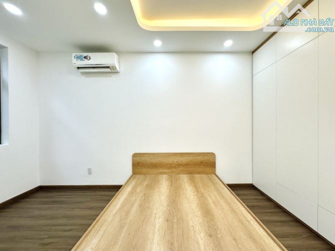 BÁN NHÀ HẺM Ô TÔ NGUYỄN ĐÌNH CHÍNH, 56M2, 3 TẦNG, BTCT, 5PN, GIÁ CHỈ 12.9 TỶ - 9