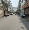 Bán nhà Q3 - ngang hiếm 4.5m - xe hơi ngủ trong nhà 3 tầng
