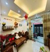 Bán nhà Phú Nhuận - ngang hiếm 5m - 80m2 - 4 tầng